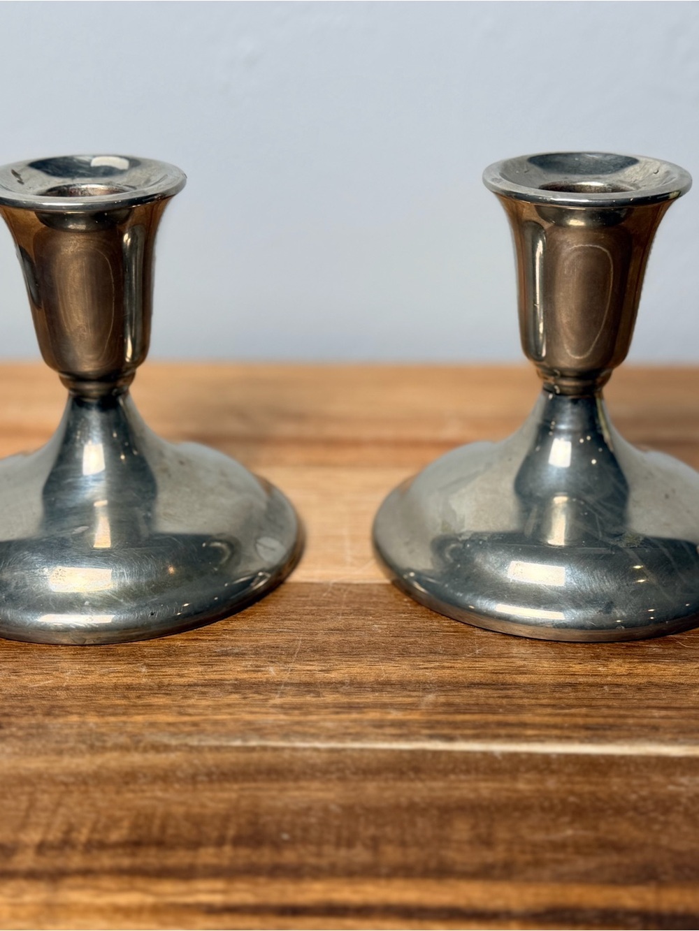 Vintage Wm. A. Rogers Silverplate Candlestick Holders, Pair, Mid Century - Picture 10 of 14